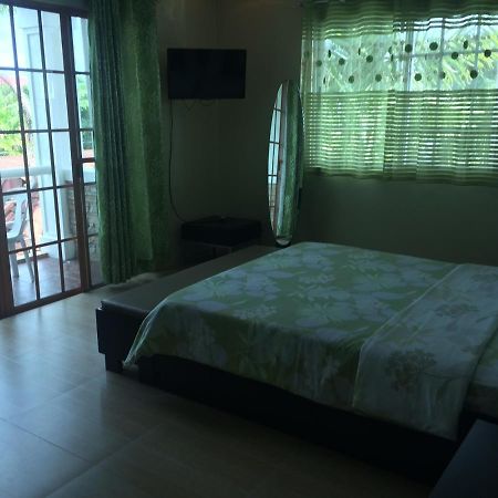Sir Nico Guesthouse And Resort Pulilan Exterior foto