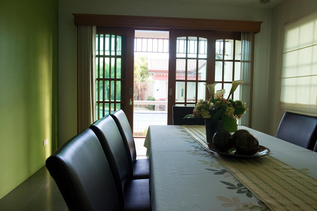 Sir Nico Guesthouse And Resort Pulilan Exterior foto